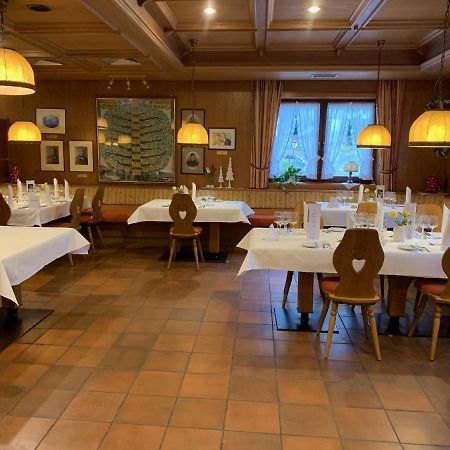 Gasthof Hotel Engel 시몬스발드 외부 사진