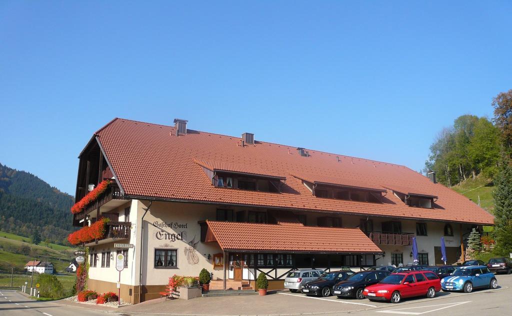 Gasthof Hotel Engel 시몬스발드 외부 사진