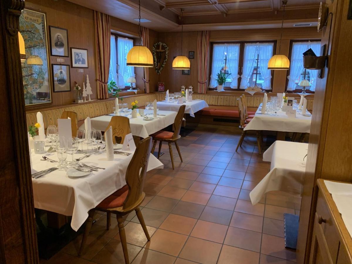 Gasthof Hotel Engel 시몬스발드 외부 사진