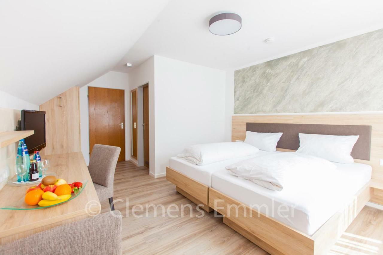 Gasthof Hotel Engel 시몬스발드 외부 사진